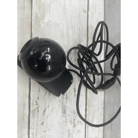 Logitech MINI Webcam Model V-U0012 (860-000237) Easy Clip-on Black - Picture 6 of 12